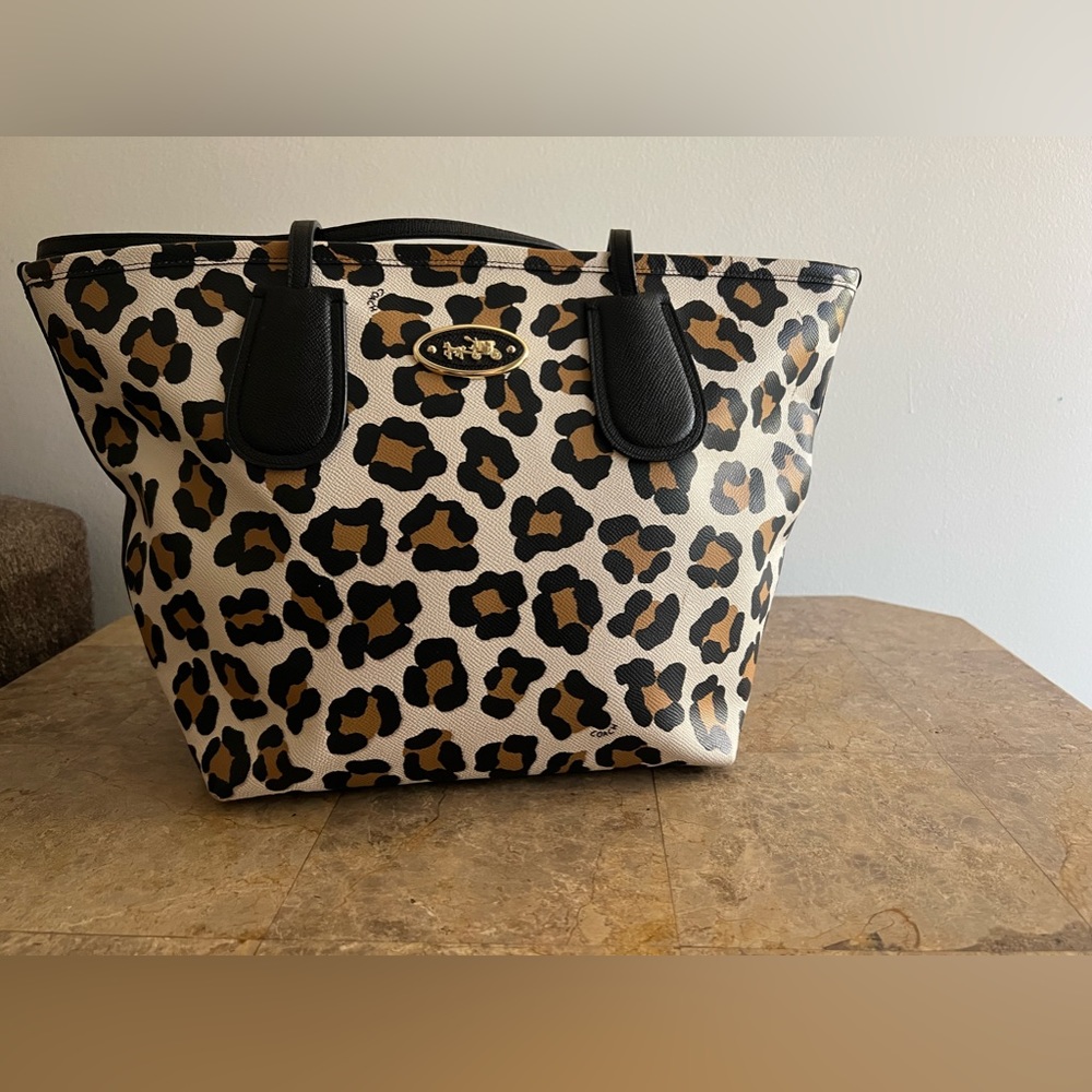 Coach cheetah bag